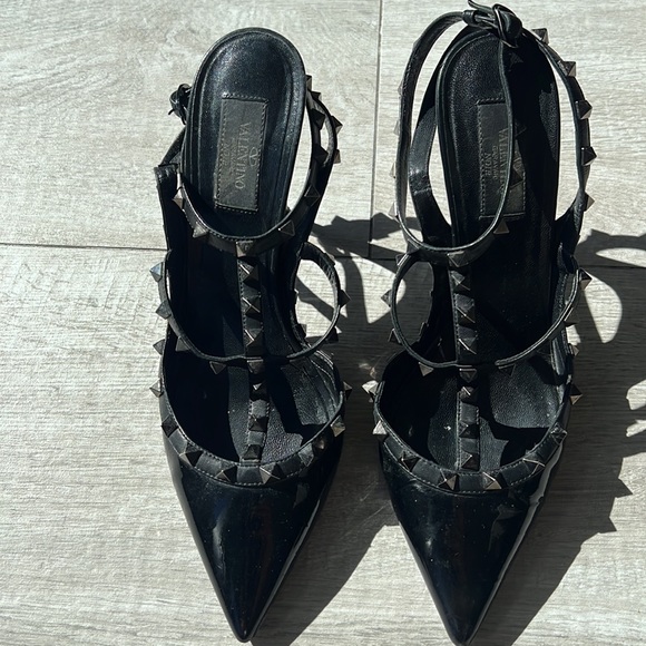 Black patent leather Valentino shoes size 41 - Picture 11 of 11